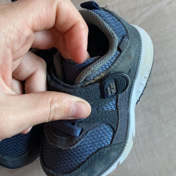 Stride rite toddler shoes - Picture 3 of 4